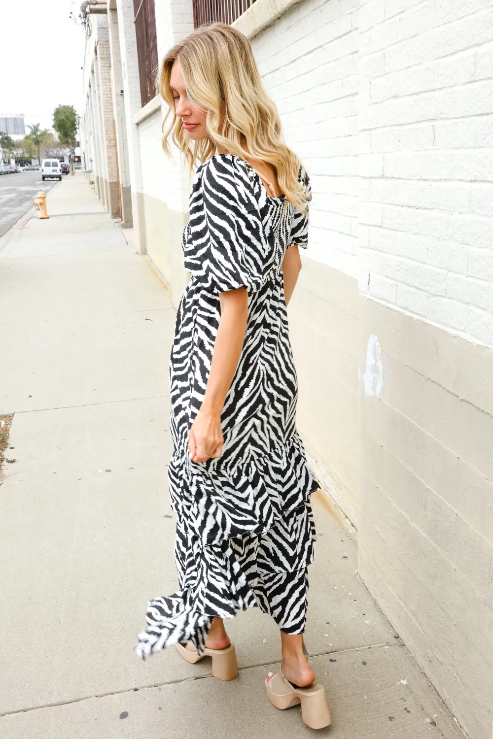Look My Way Black/White Abstract Print Smocked Neck Maxi Dress