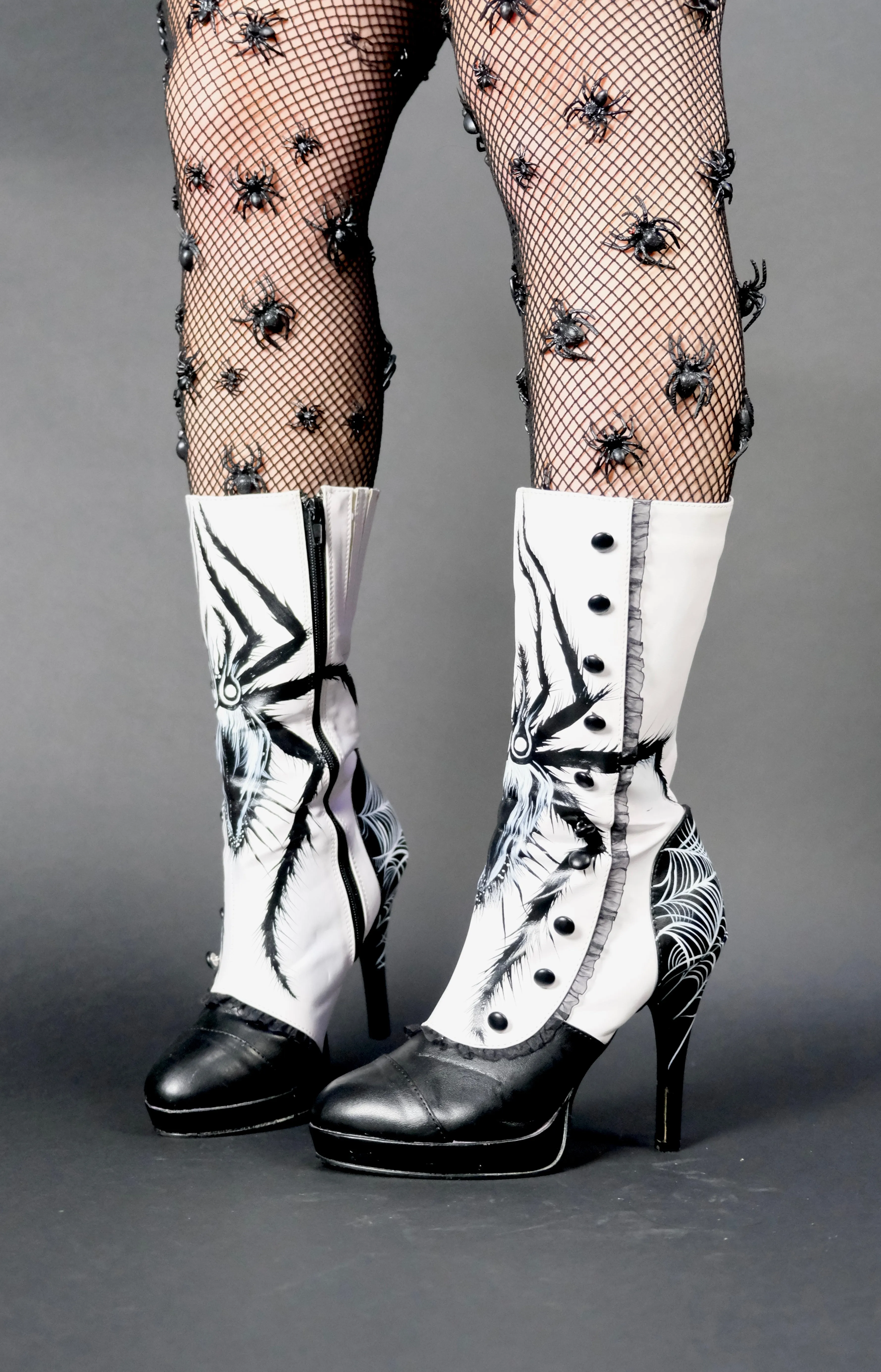 Orb Weaver Platform Boots