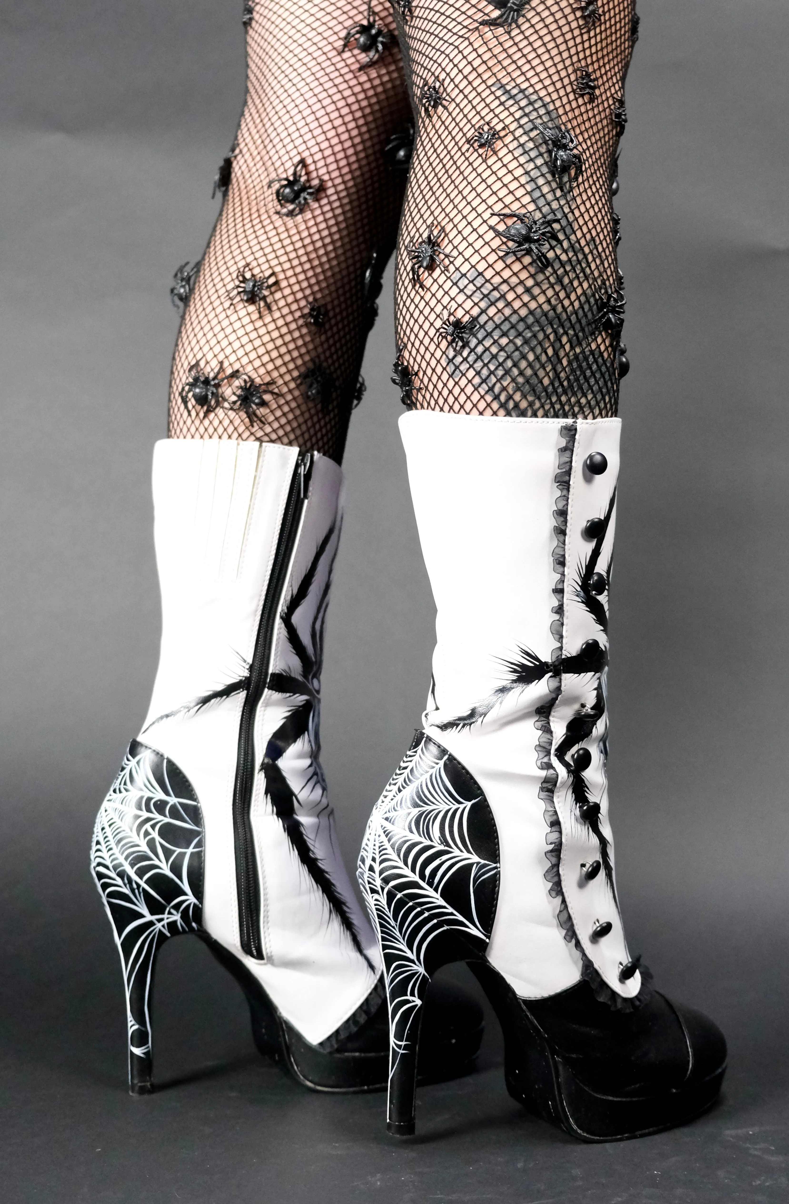 Orb Weaver Platform Boots